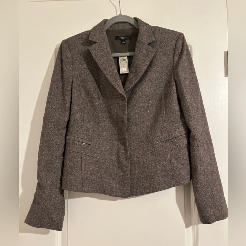 NWT Ann Taylor Textured Brown Blazer Wool Rayon Blend
Button Front Blazer Sz 8 - Picture 3 of 12